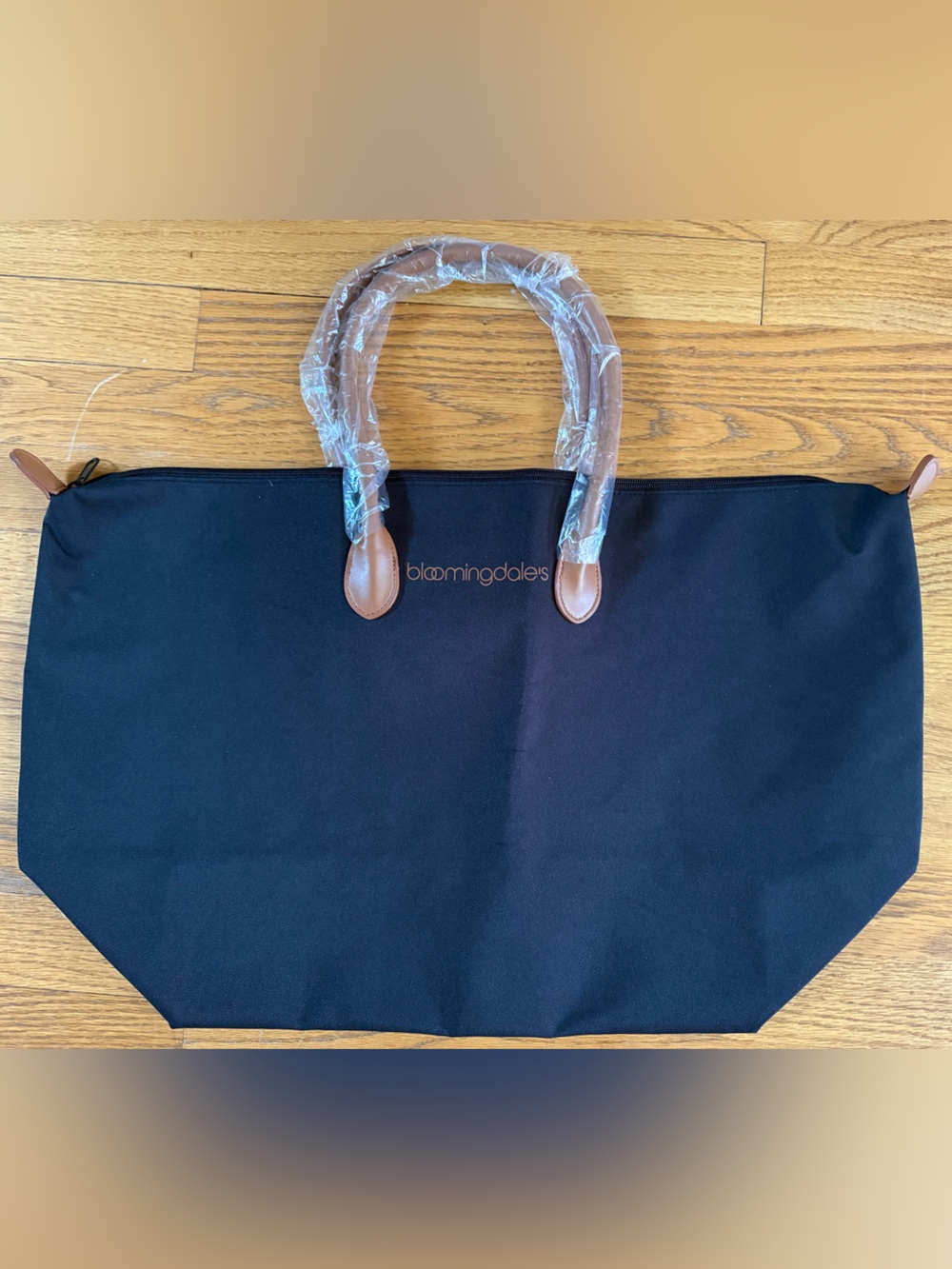 Bloomingdales Black Zip Top Promotional Tote New in Bag